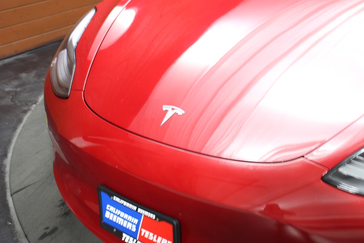 2022 Tesla Model 3 Long Range photo 2