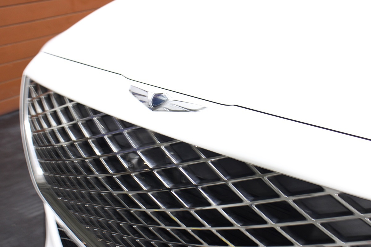 2023 Genesis GV80 2.5T AWD Prestige photo 2