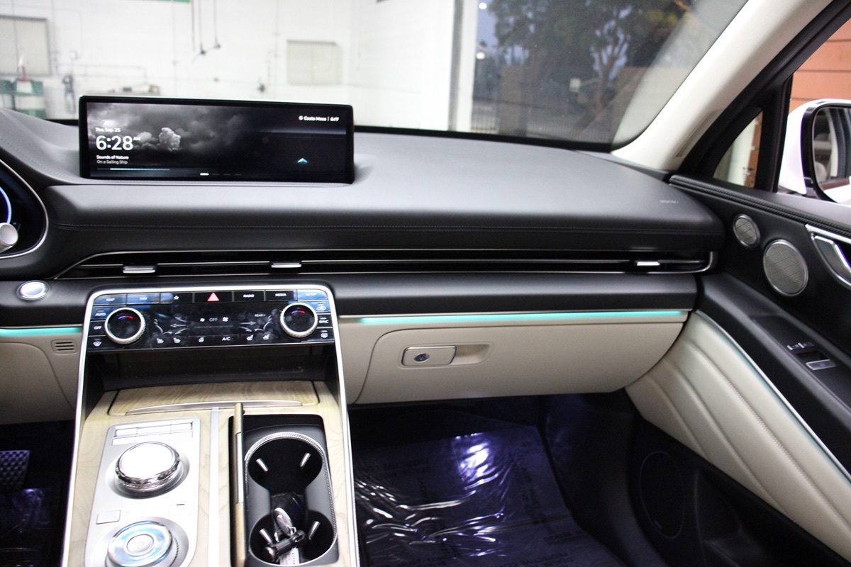 2023 Genesis GV80 2.5T AWD Prestige photo 35