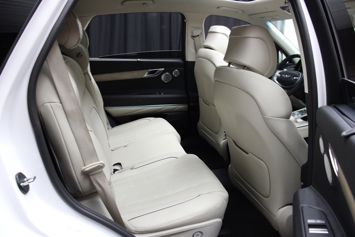 2023 Genesis GV80 2.5T AWD Prestige photo 45