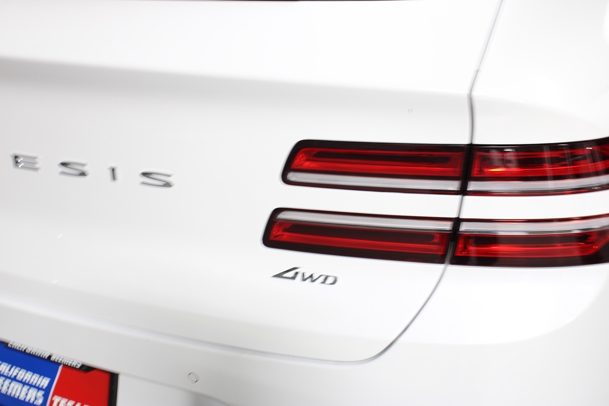 2023 Genesis GV80 2.5T AWD Prestige photo 13