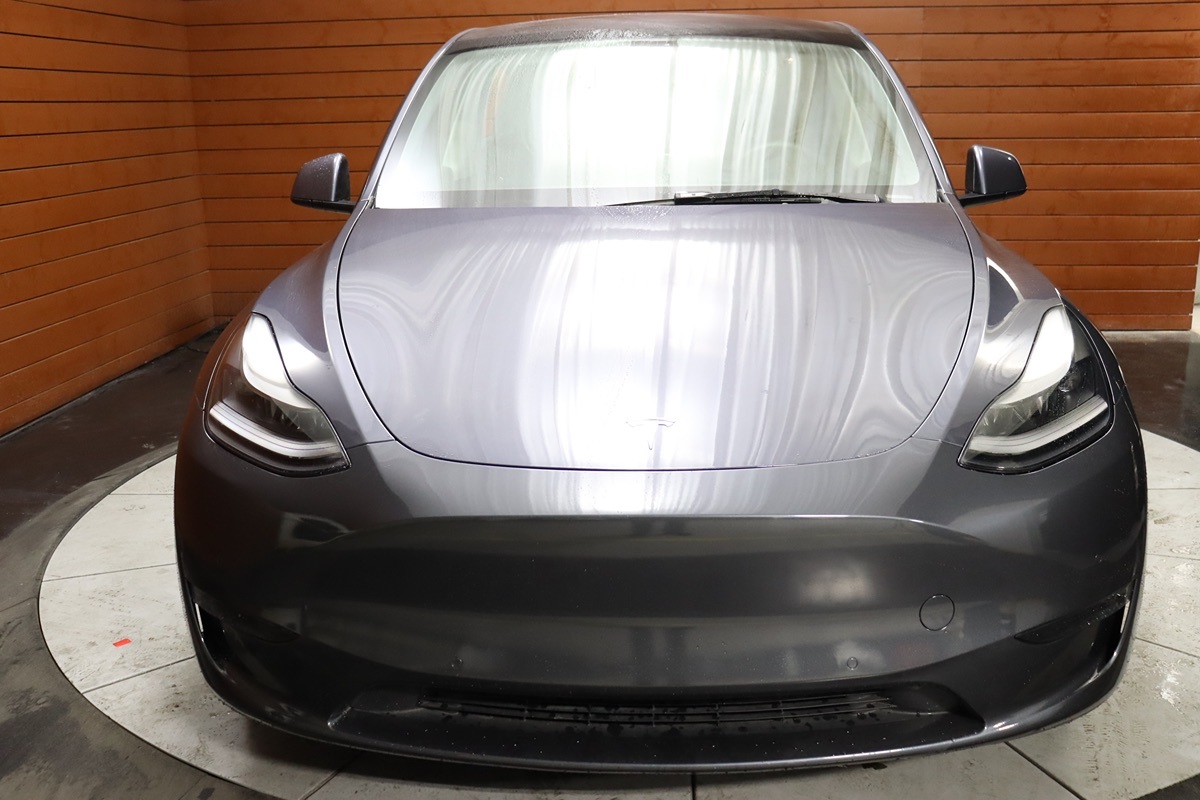 2023 Tesla Model Y photo 2