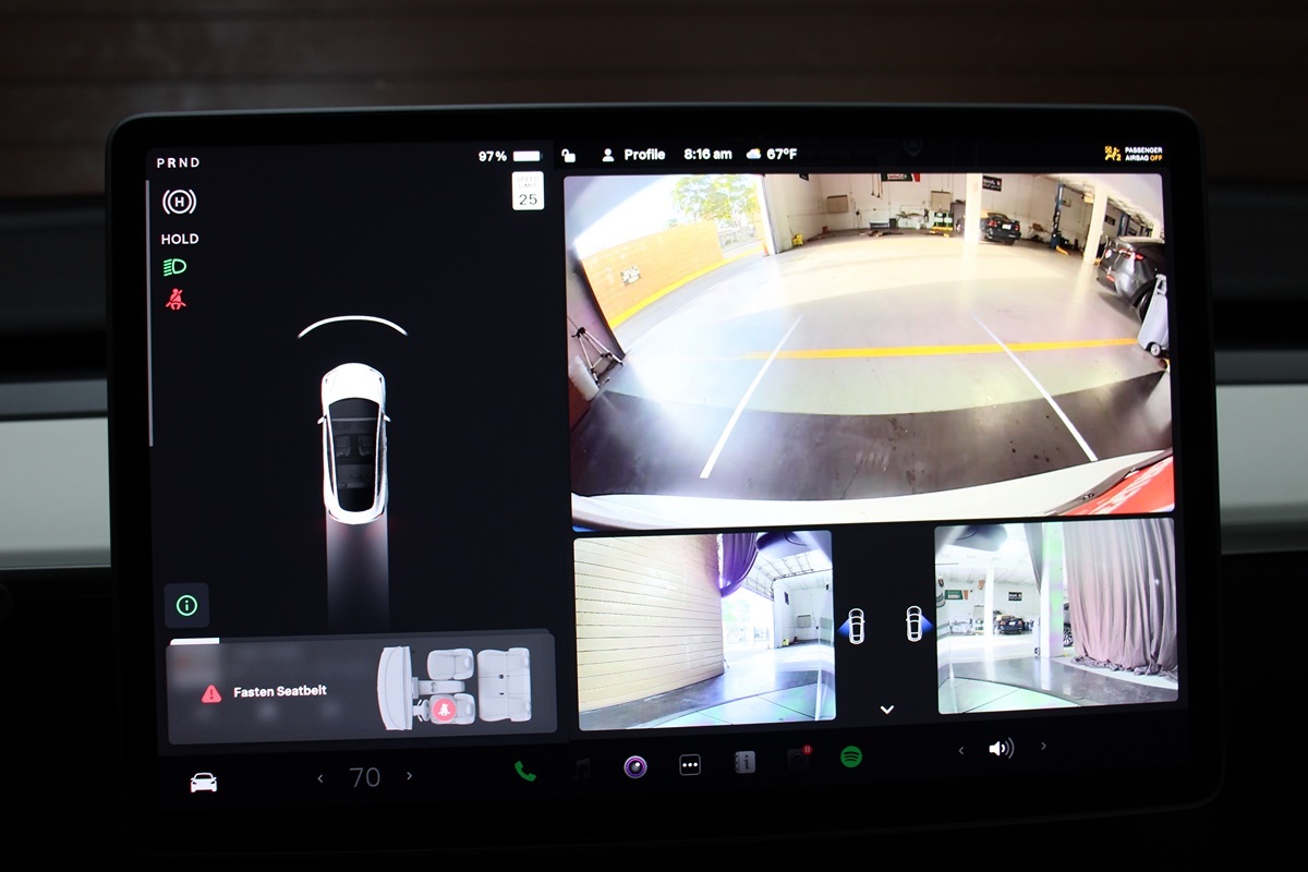 2022 Tesla Model 3 Long Range photo 2