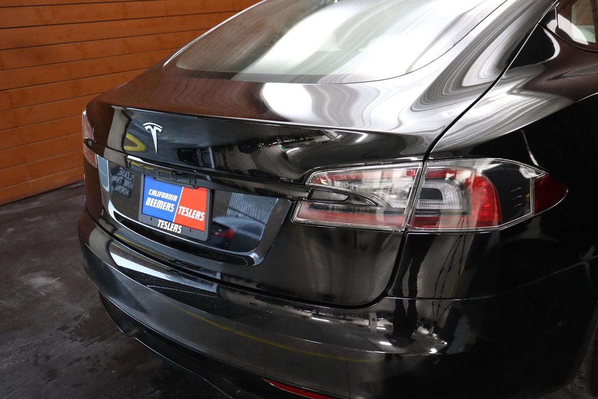 2022 Tesla Model S photo 3