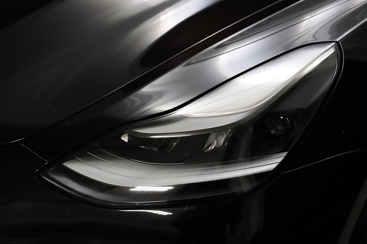 2022 Tesla Model 3 Long Range photo 4