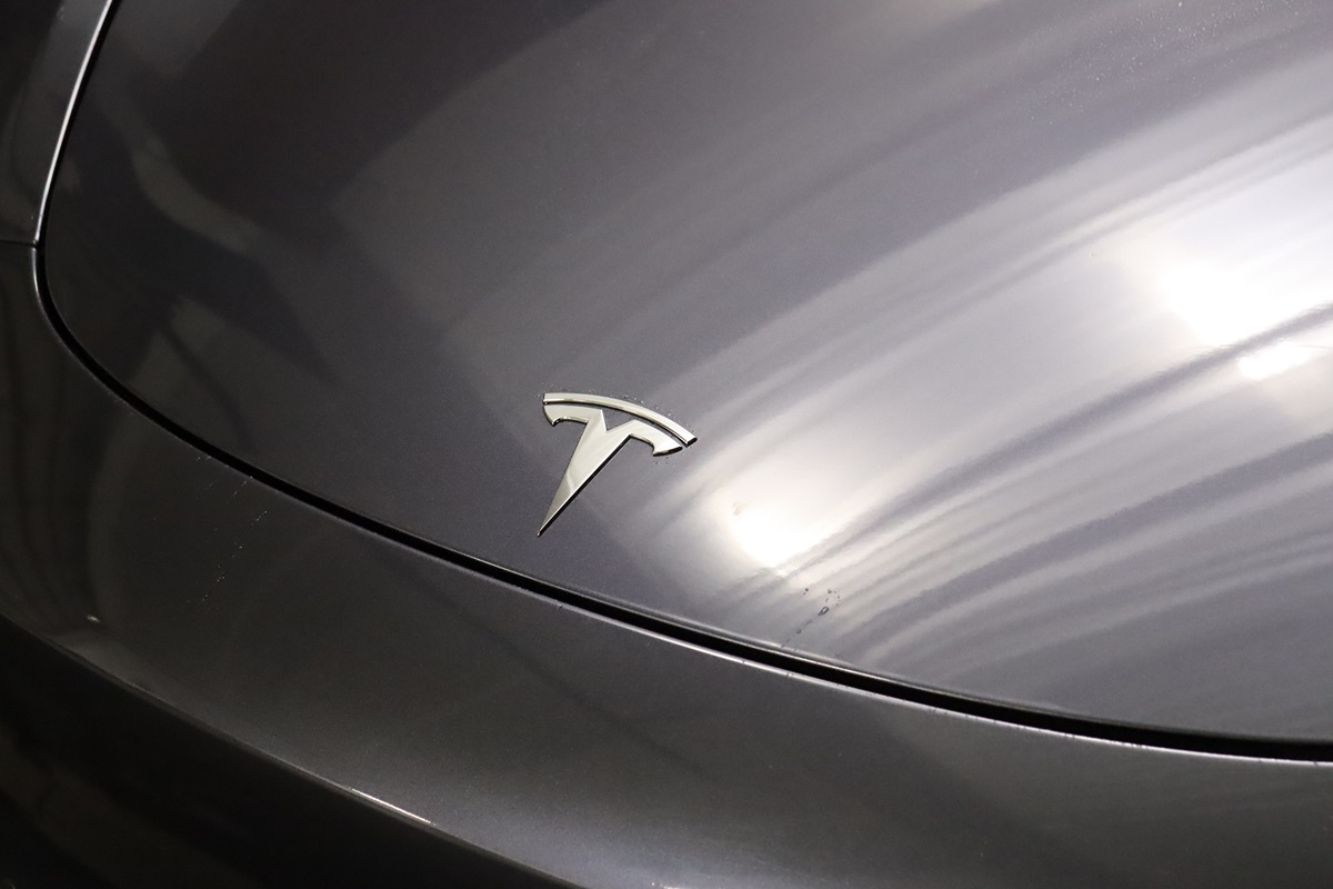 2021 Tesla Model 3 Standard Range Plus photo 3