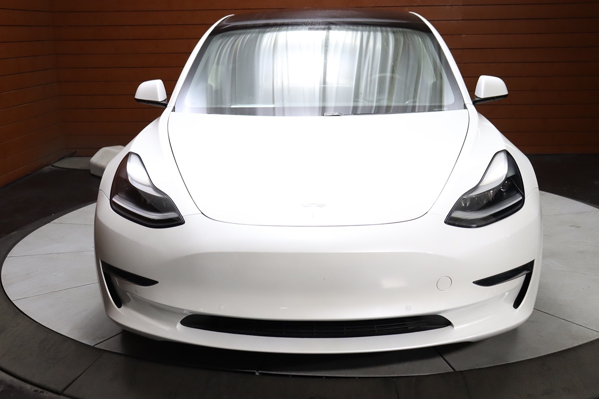 2023 Tesla Model 3 Long Range photo 4