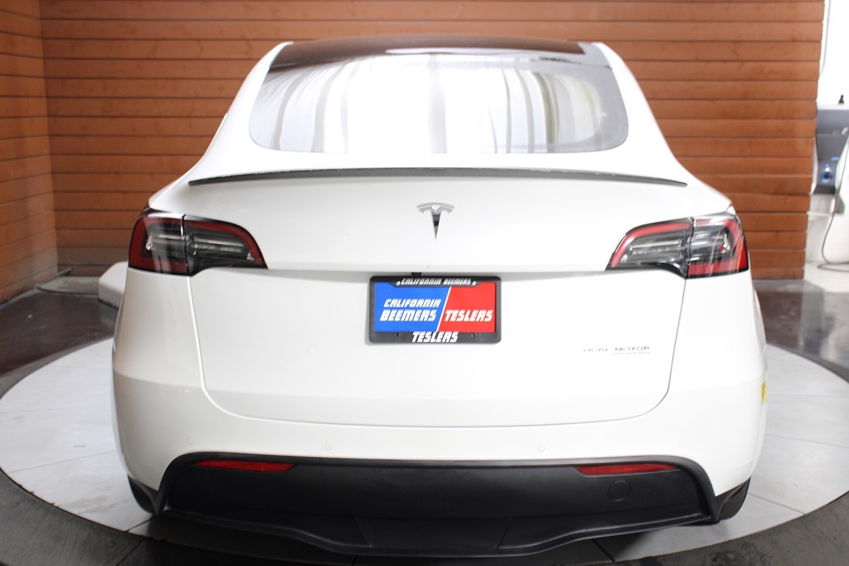 2022 Tesla Model Y Performance photo 2