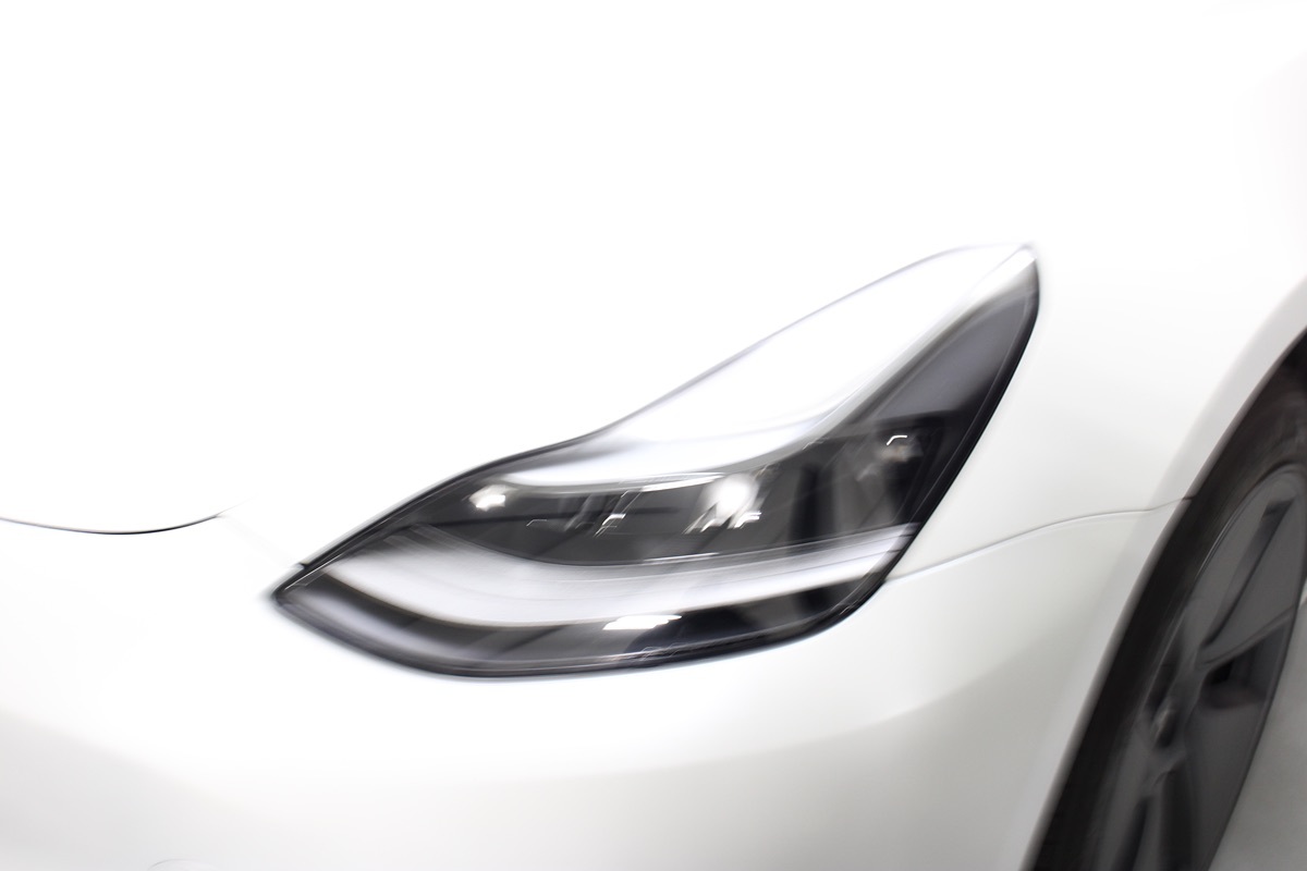 2023 Tesla Model 3 photo 4