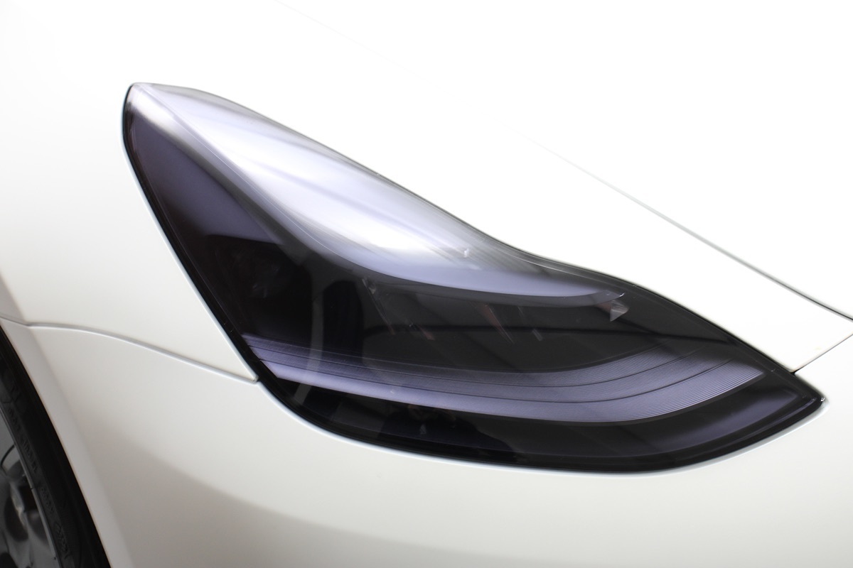 2023 Tesla Model 3 photo 2
