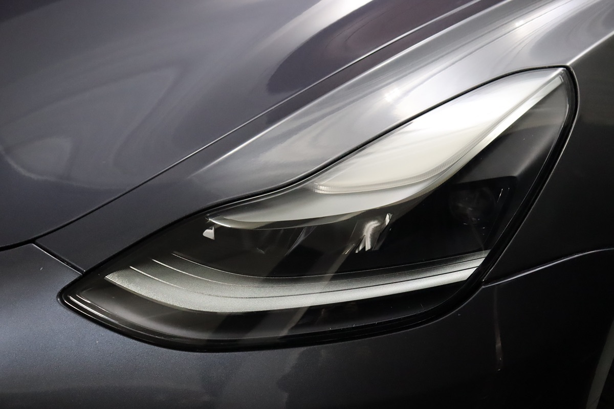 2022 Tesla Model 3 Long Range photo 3