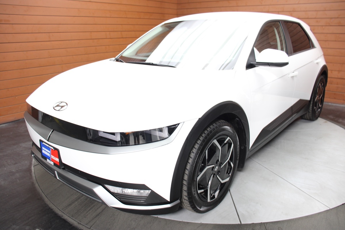 2024 Hyundai Ioniq 5 SEL photo 4