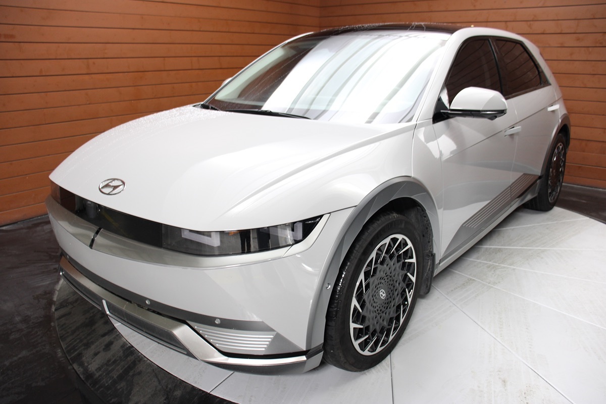 2023 Hyundai Ioniq 5 Limited photo 3