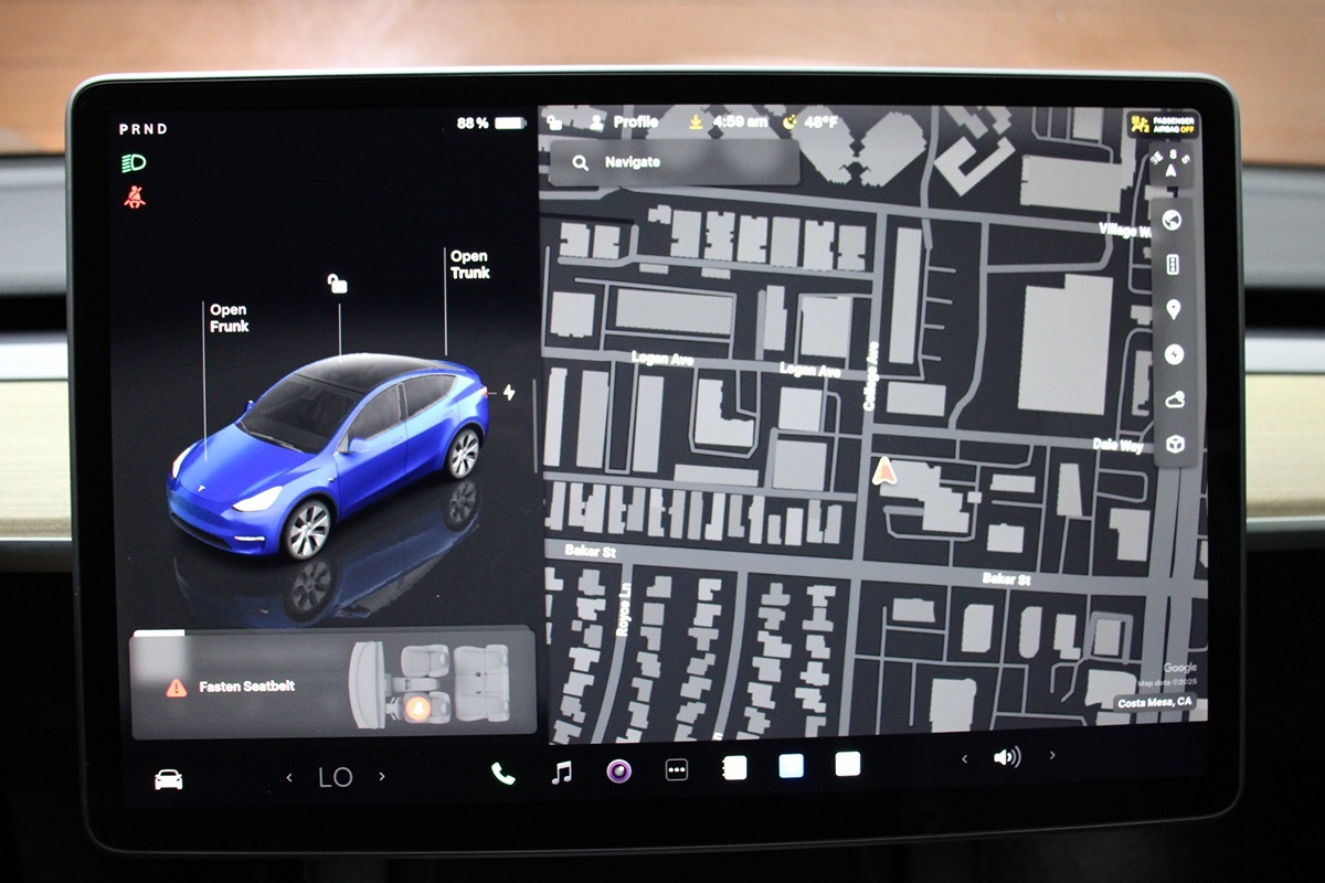 2022 Tesla Model Y Long Range photo 3