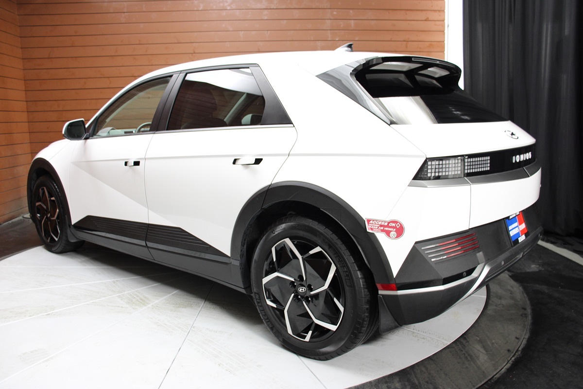 2023 Hyundai Ioniq 5 SEL photo 4