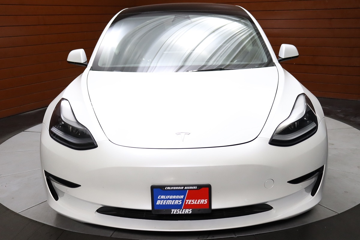 2023 Tesla Model 3 photo 2