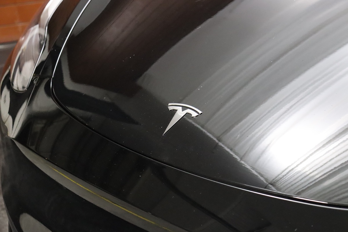 2021 Tesla Model Y Long Range photo 4