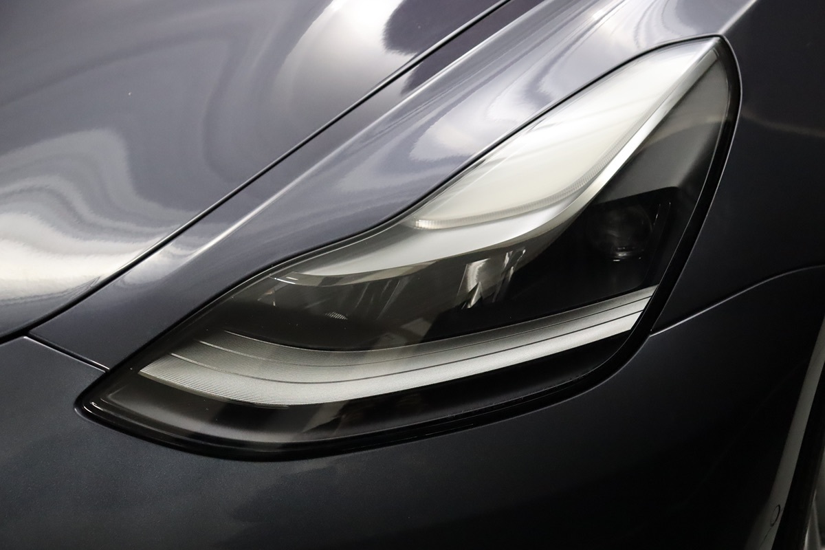 2022 Tesla Model 3 Long Range photo 4