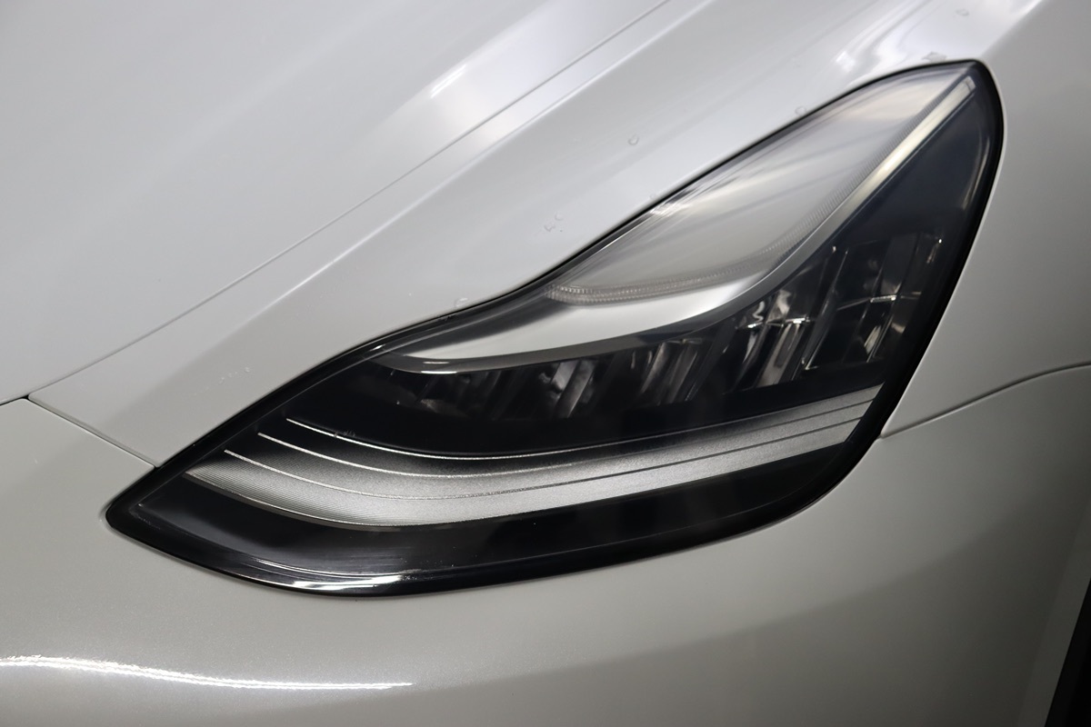 2023 Tesla Model Y Long Range photo 3