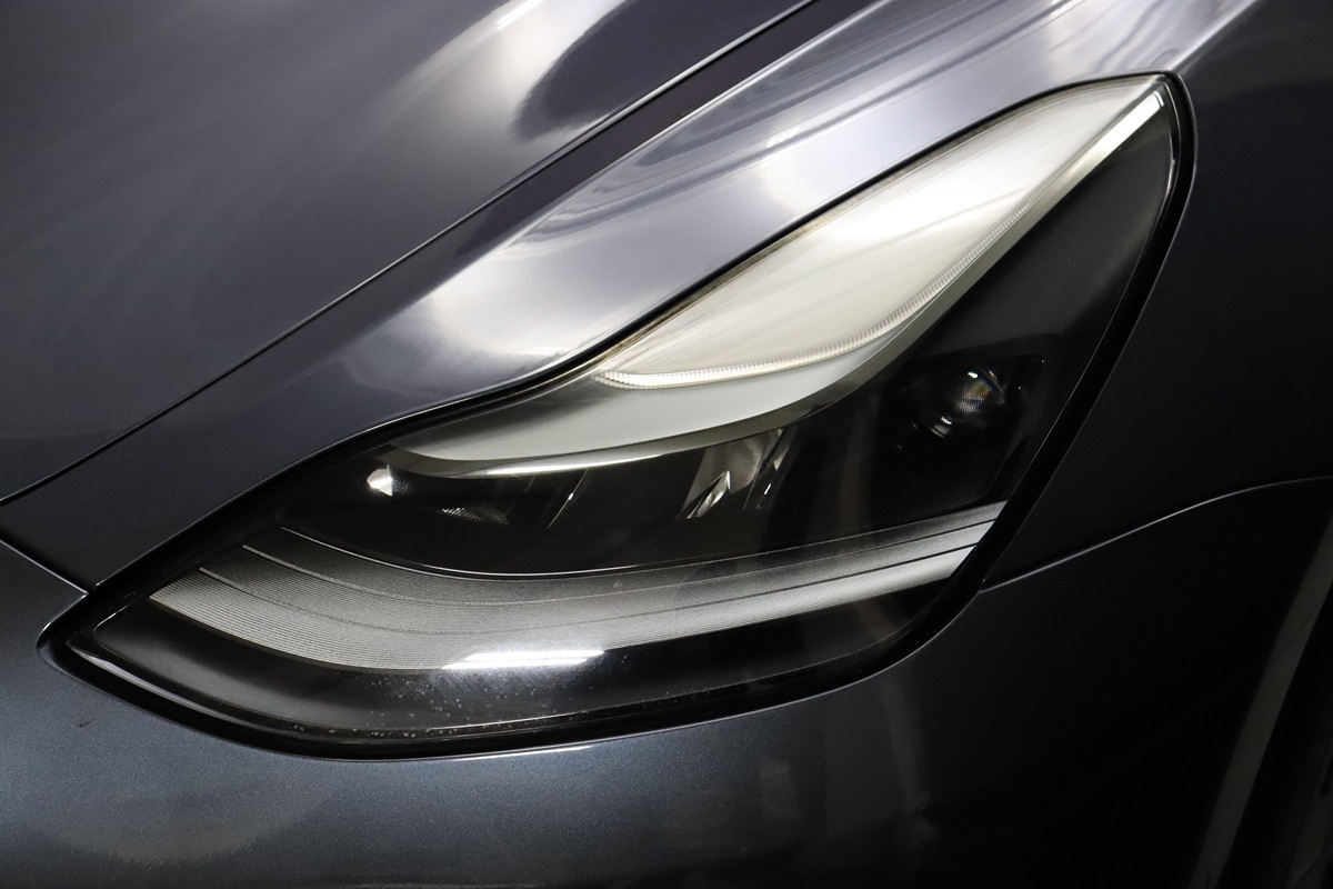 2023 Tesla Model 3 Long Range photo 4