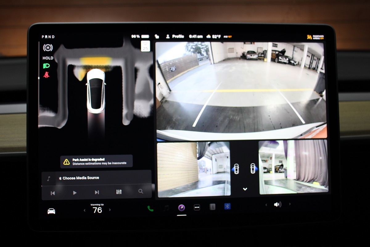 2023 Tesla Model 3 photo 2