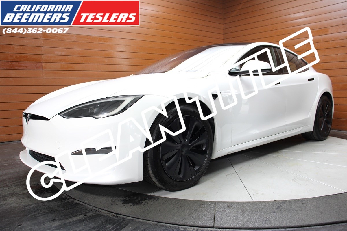 2022 Tesla Model S Plaid's photo