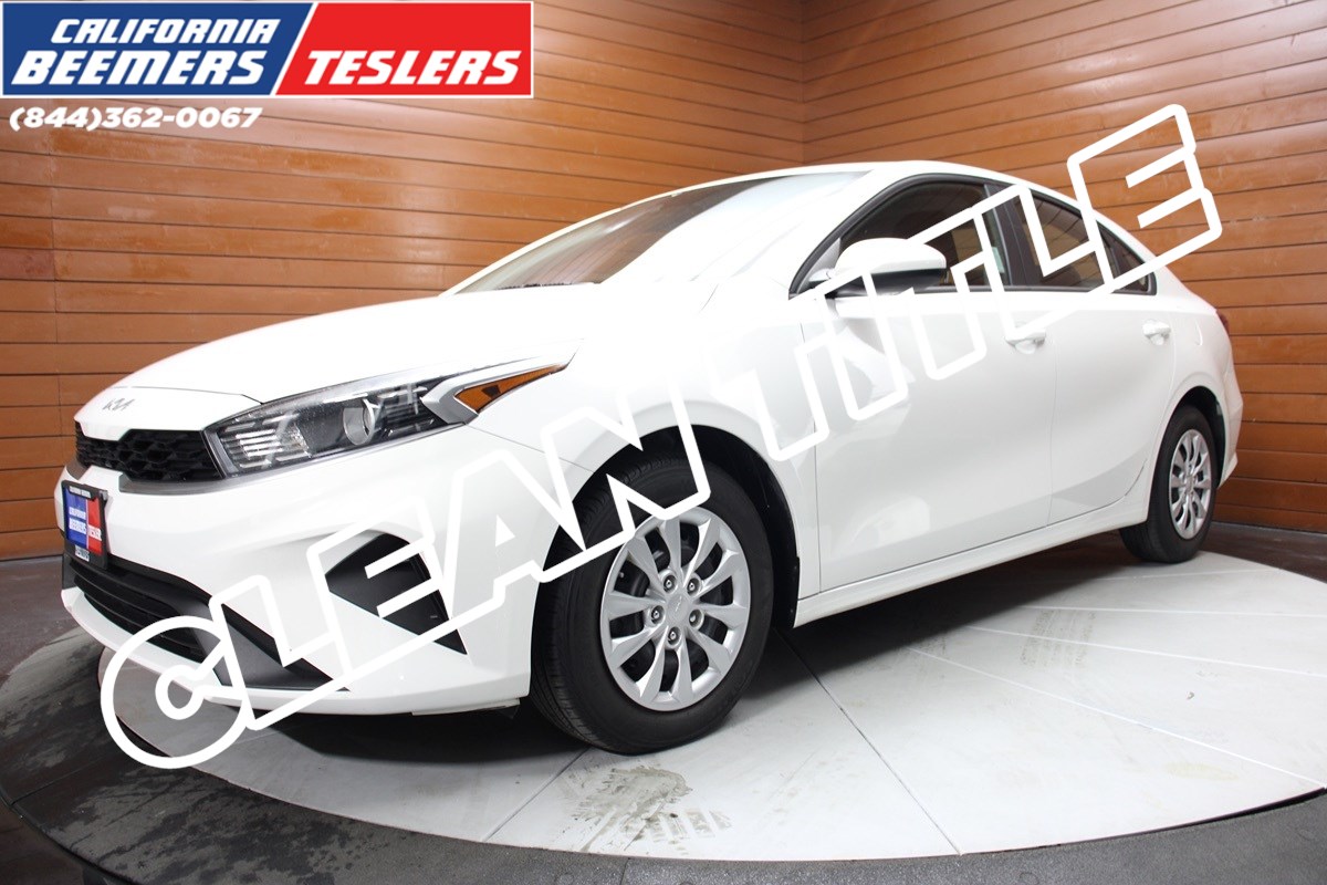 2023 Kia Forte LX AT's photo