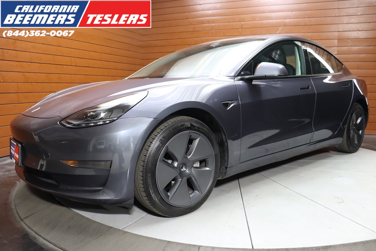 2022 Tesla Model 3 Long Range Dual Motor All-Wheel Drive's photo