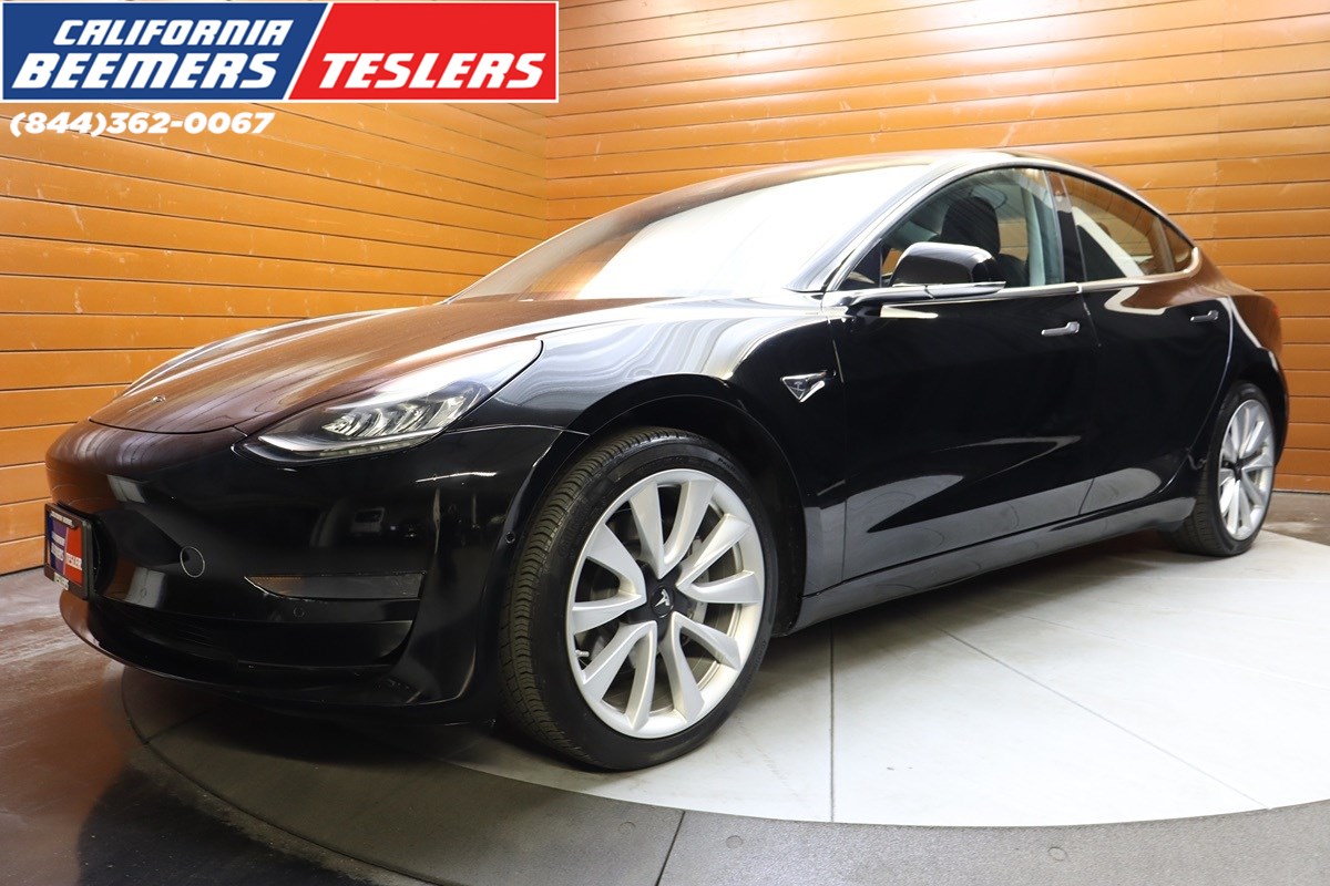 2019 Tesla Model 3 Standard Range Plus 19"Wheels