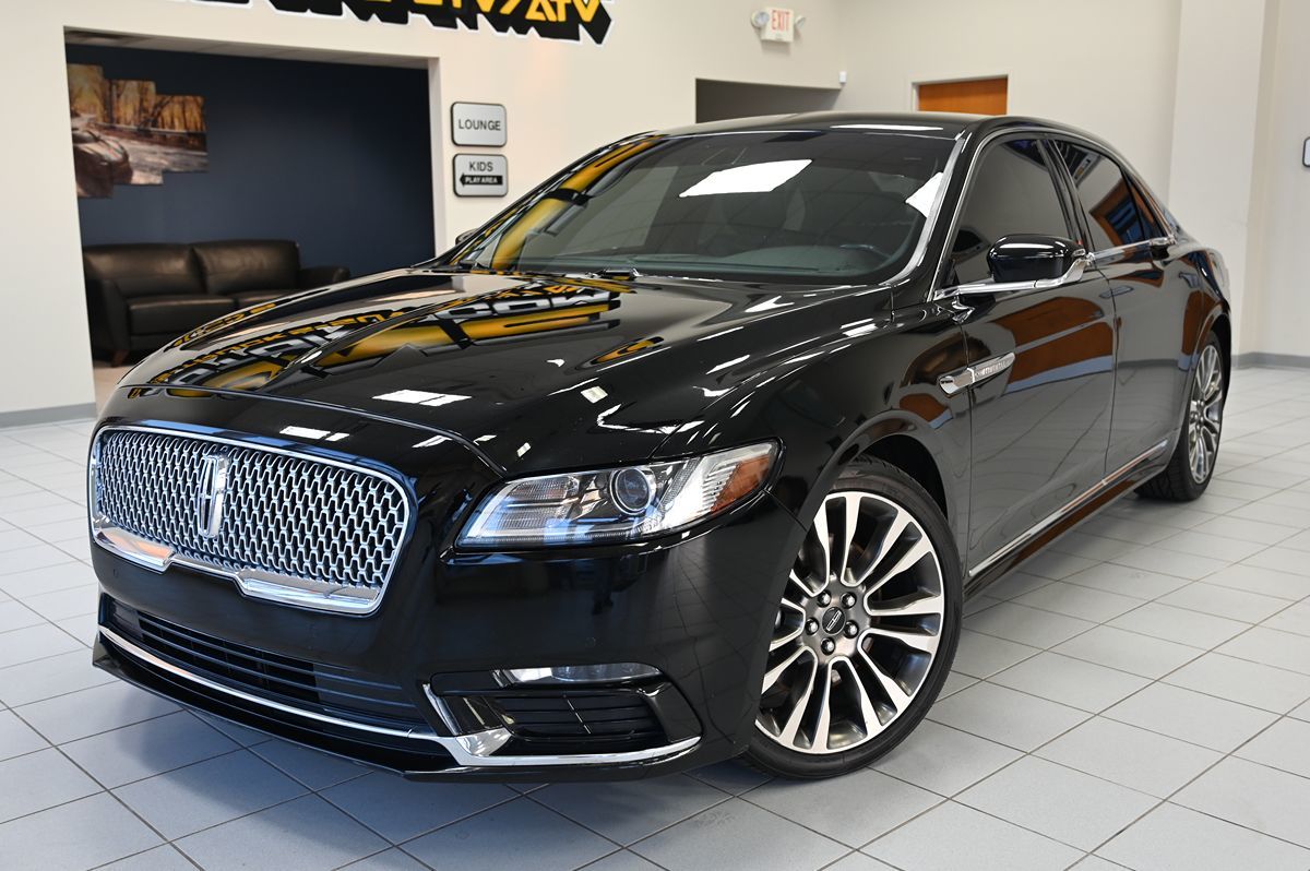 2017 Lincoln Continental Select