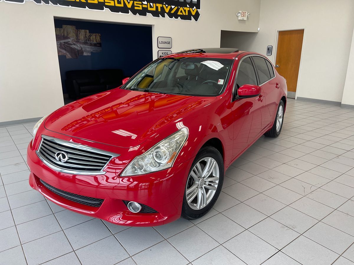 2012 INFINITI G37 Sedan x