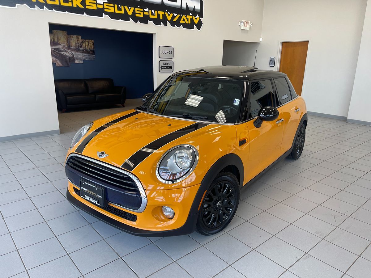 2016 MINI Cooper Hardtop 4 Door 