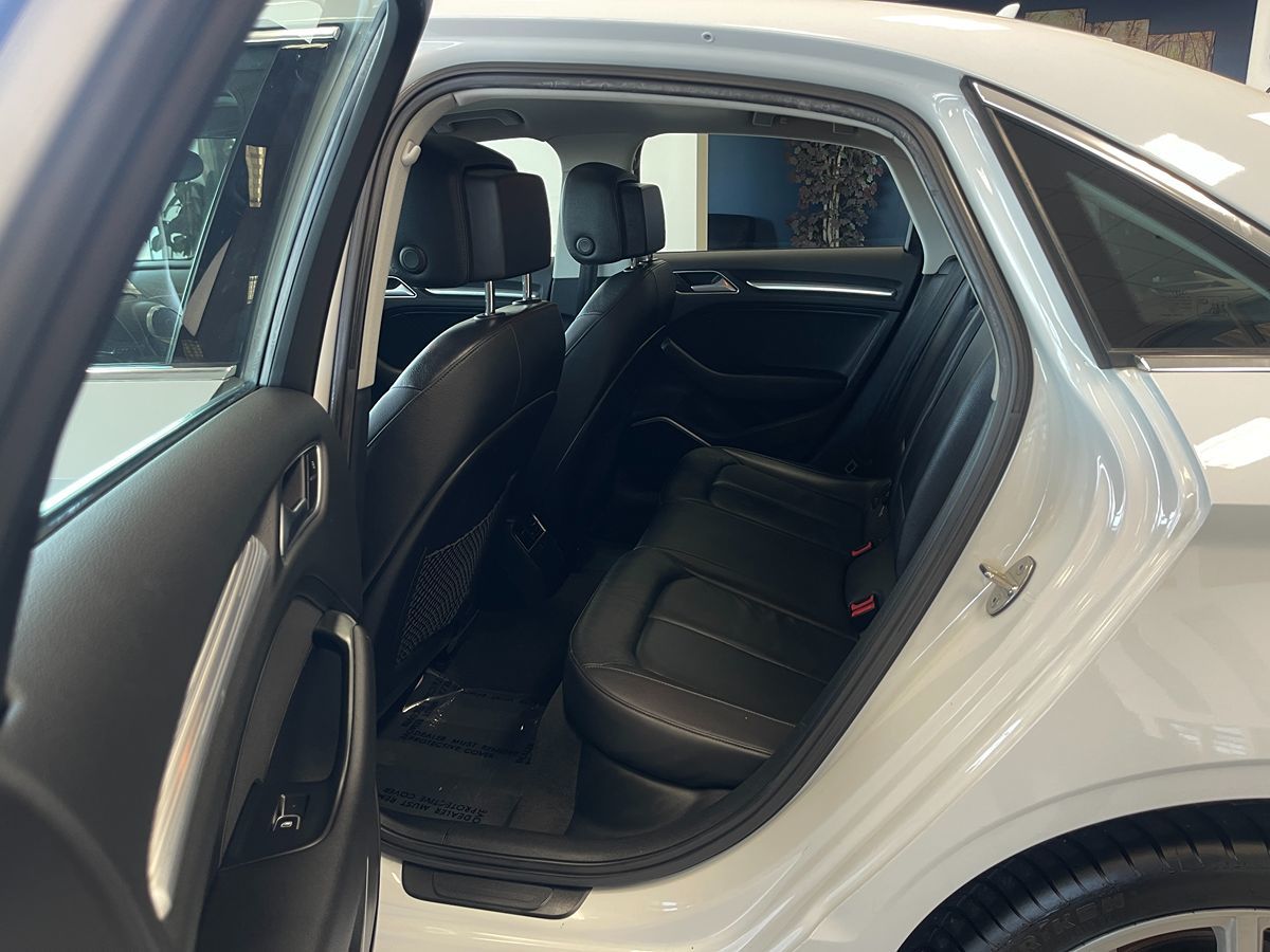 2015 Audi A3 2.0T Premium Plus photo 38