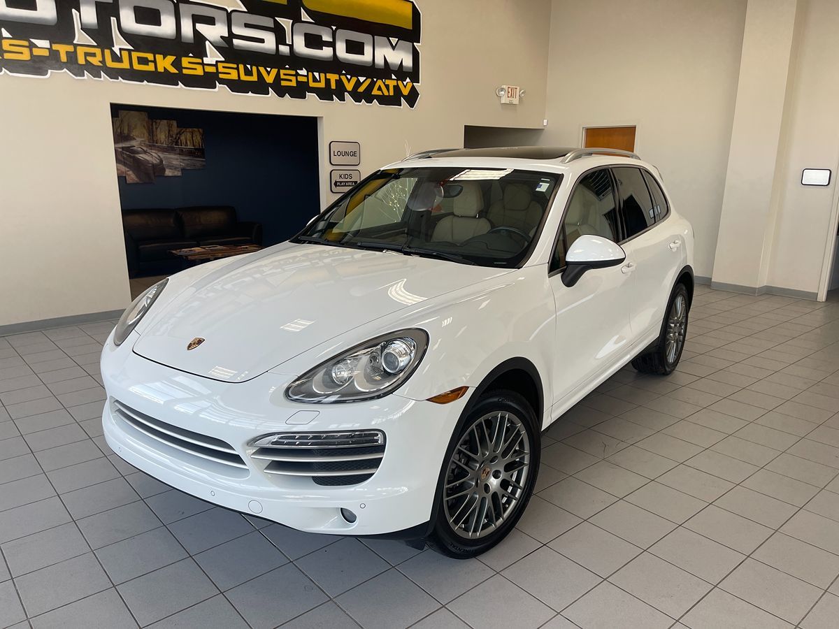 2014 Porsche Cayenne Platinum Edition