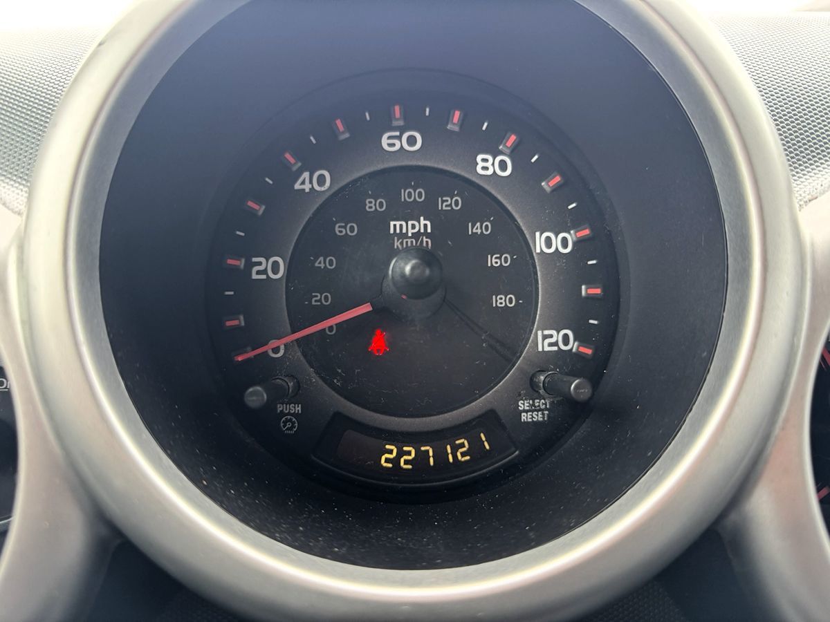 2005 Honda Element EX - Photo 24