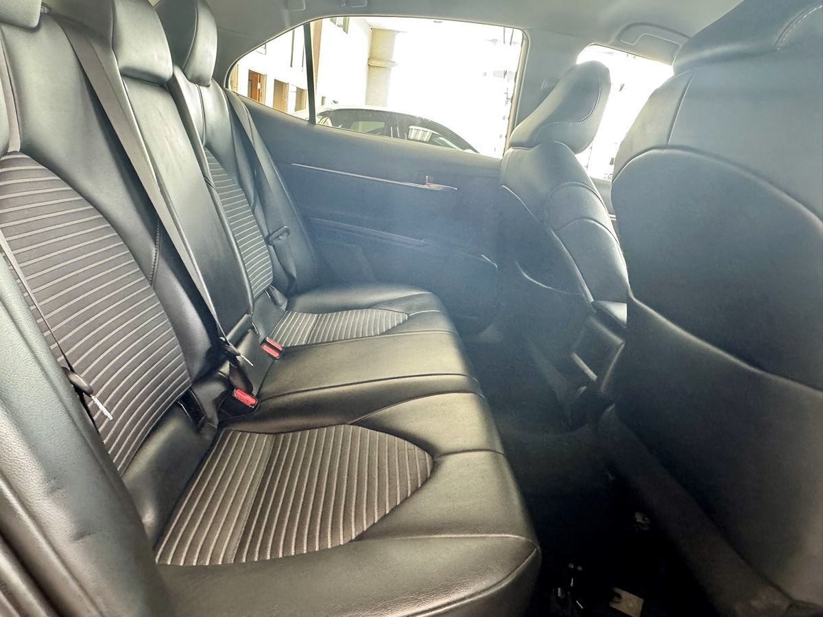 2022 Toyota Camry SE Nightshade Edition photo 35