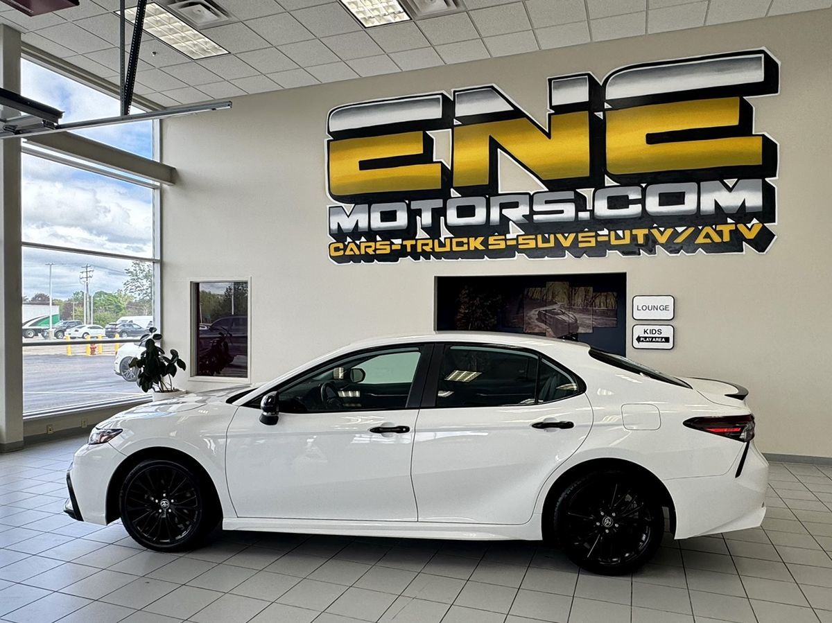 2022 Toyota Camry SE Nightshade Edition photo 41