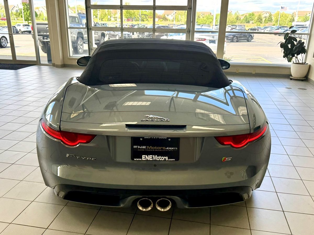 2014 Jaguar F-TYPE S photo 40