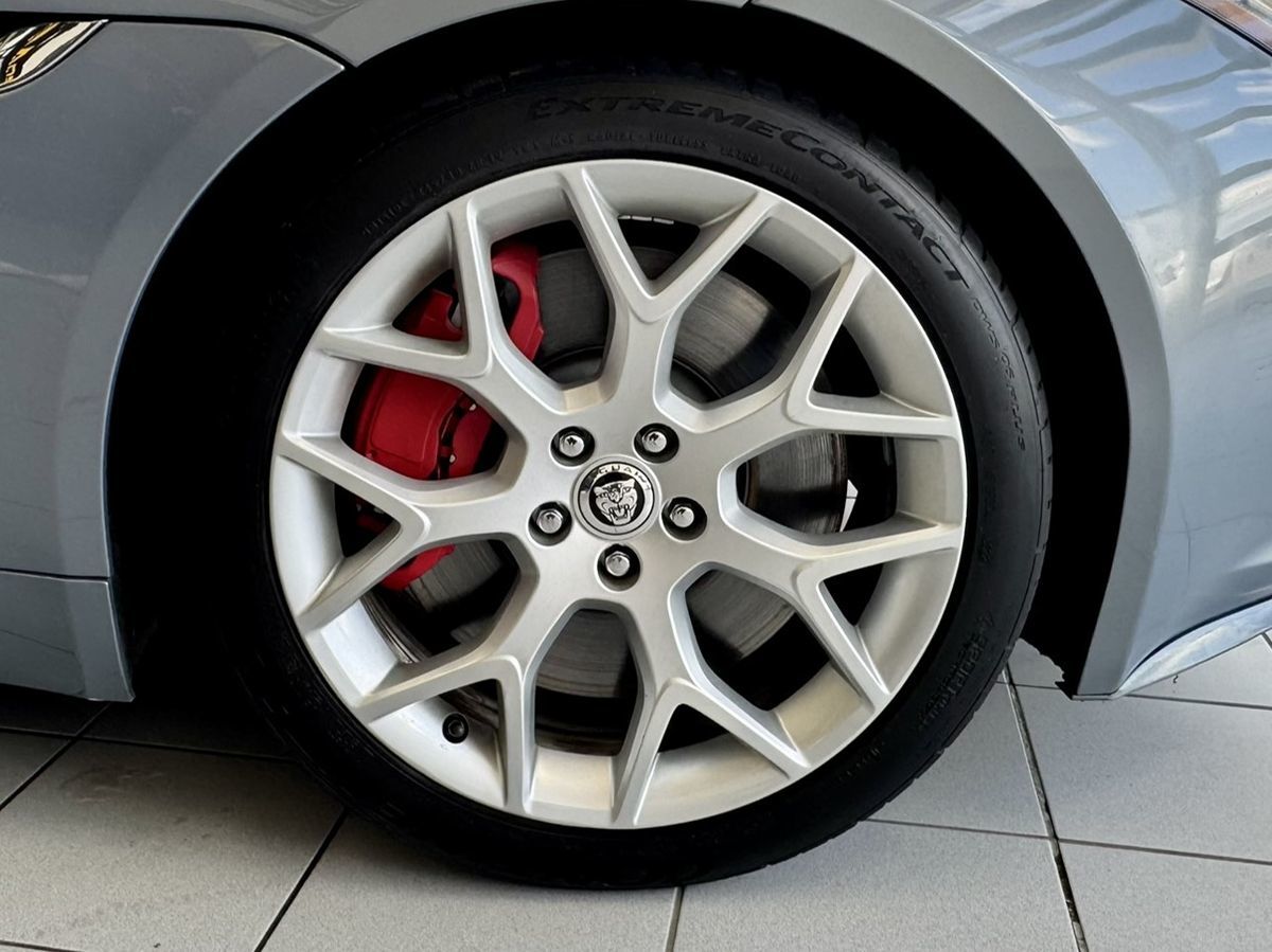 2014 Jaguar F-TYPE S photo 49