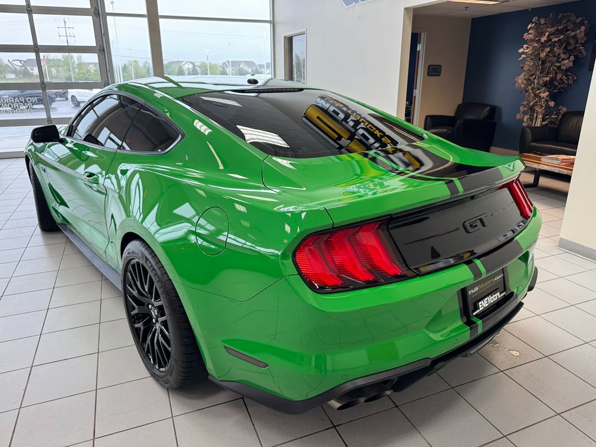 2019 Ford Mustang GT Premium photo 4