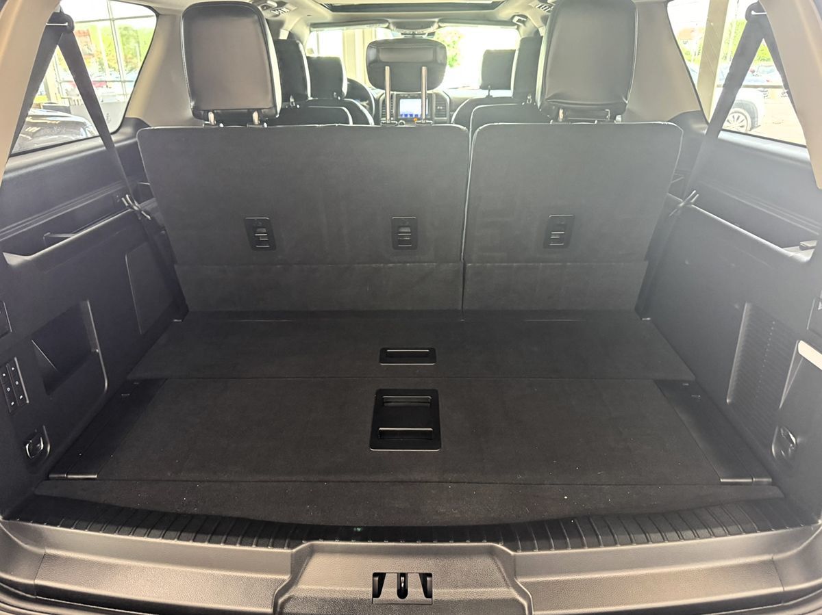 2021 Ford Expedition MAX Platinum photo 47