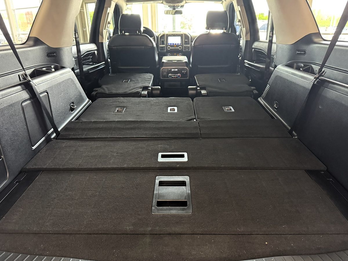 2021 Ford Expedition MAX Platinum photo 48