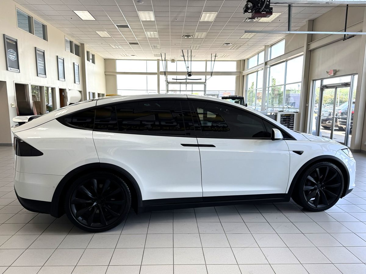 2018 Tesla Model X 75D photo 6