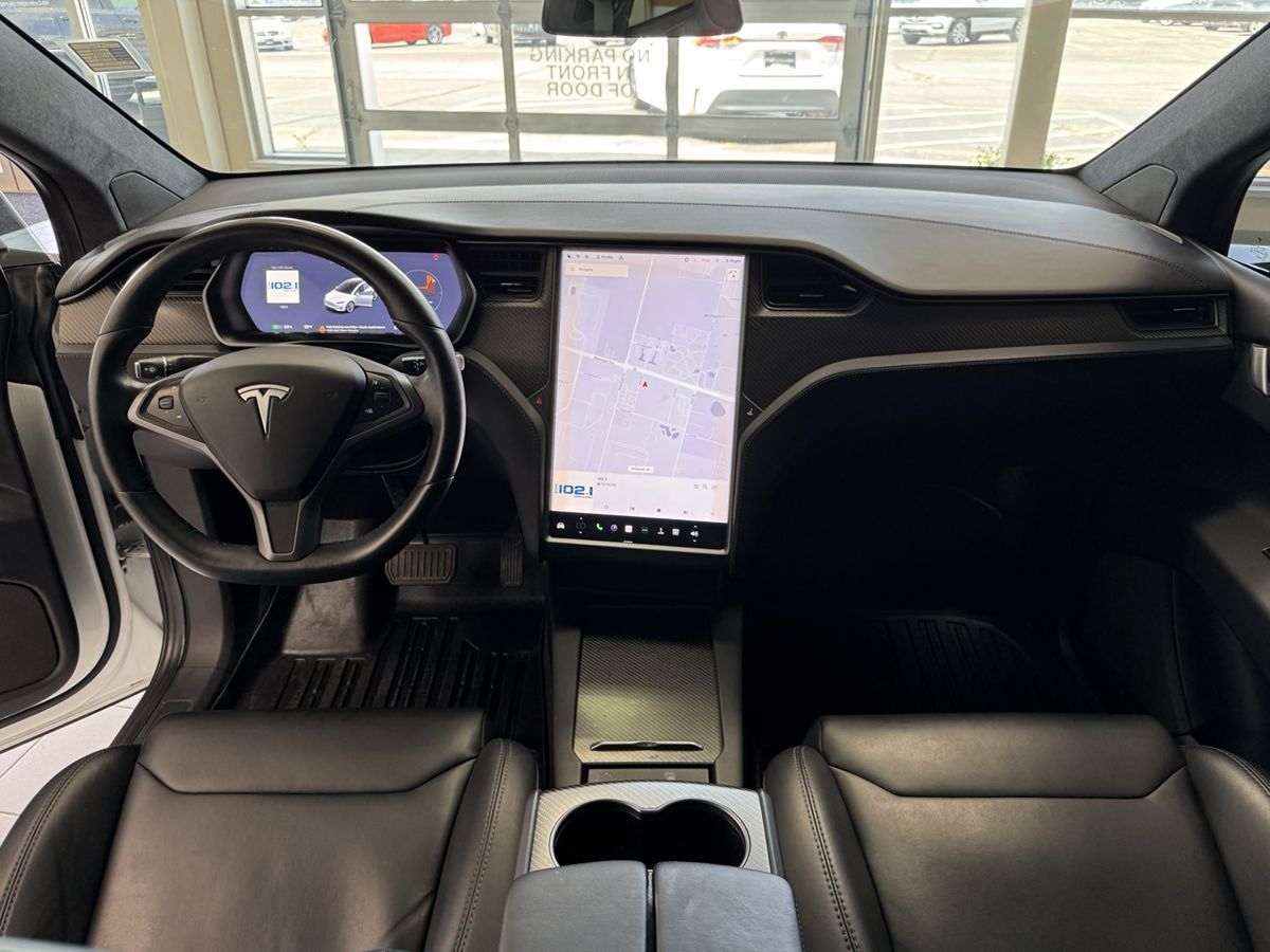 2018 Tesla Model X 75D photo 17
