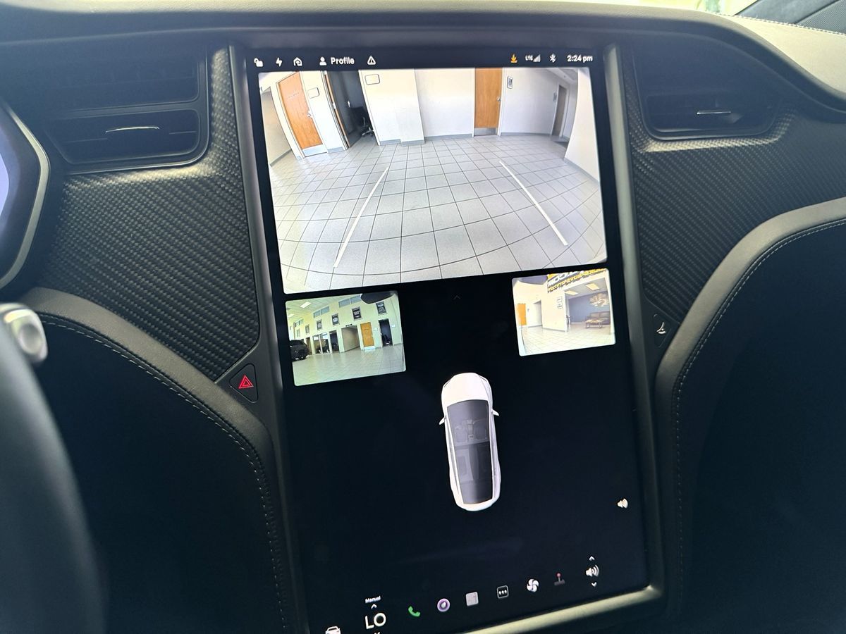 2018 Tesla Model X 75D photo 22