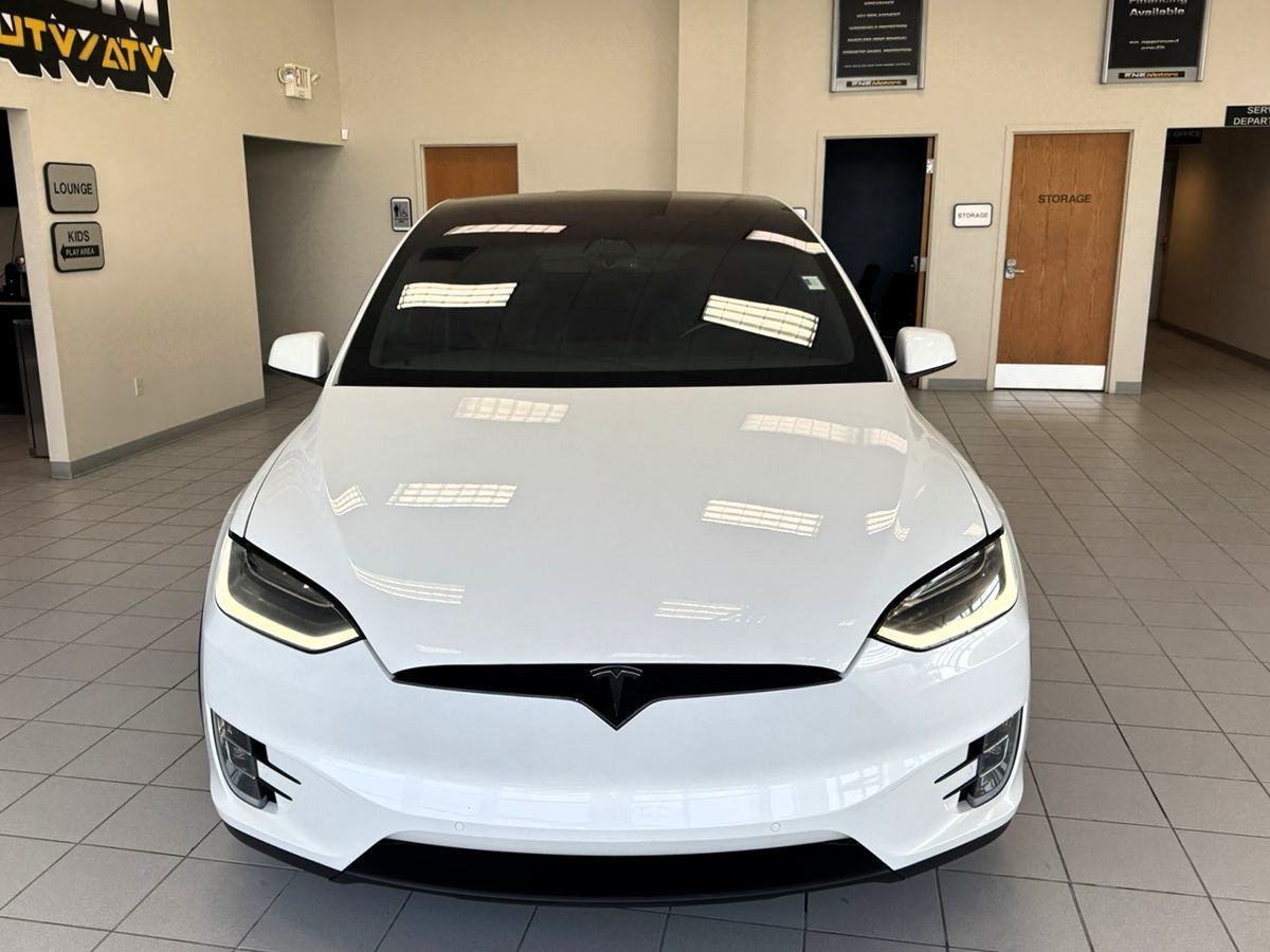2018 Tesla Model X 75D photo 49