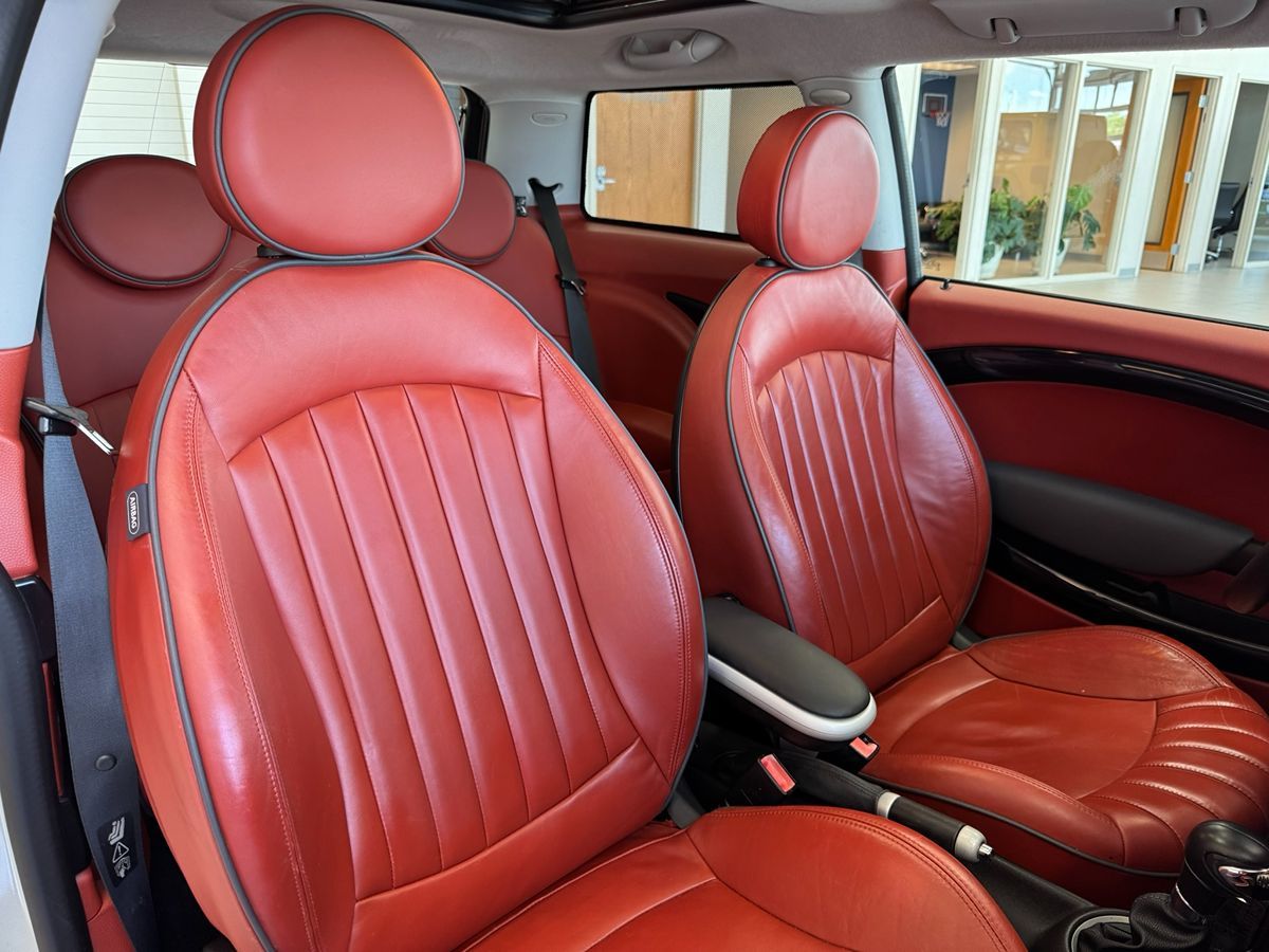 2008 Mini Cooper Hardtop S photo 15