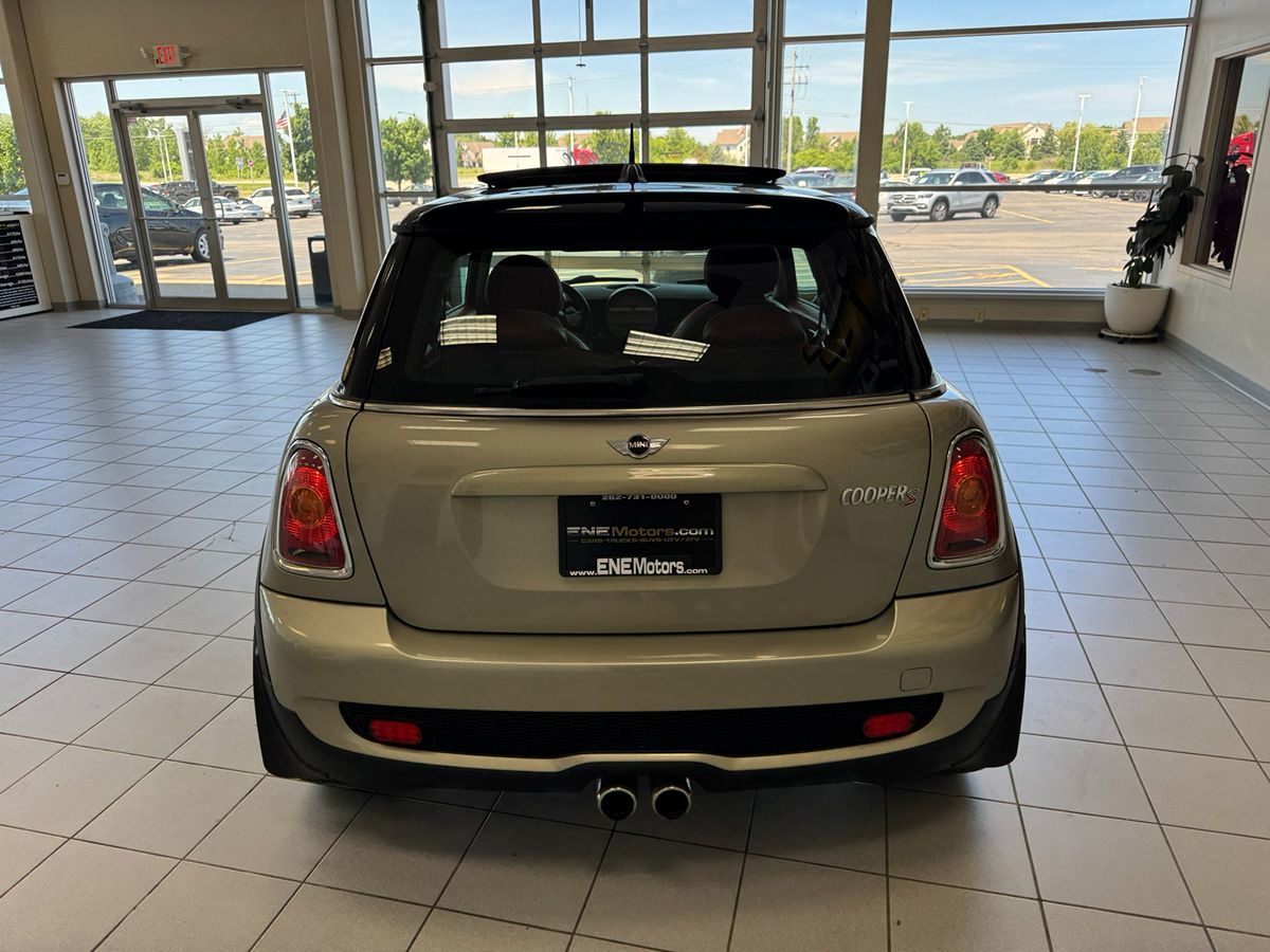 2008 Mini Cooper Hardtop S photo 31