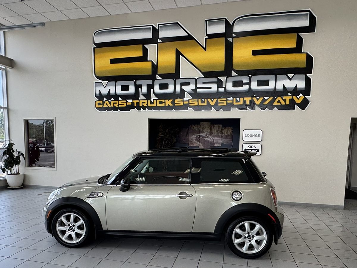 2008 Mini Cooper Hardtop S photo 30