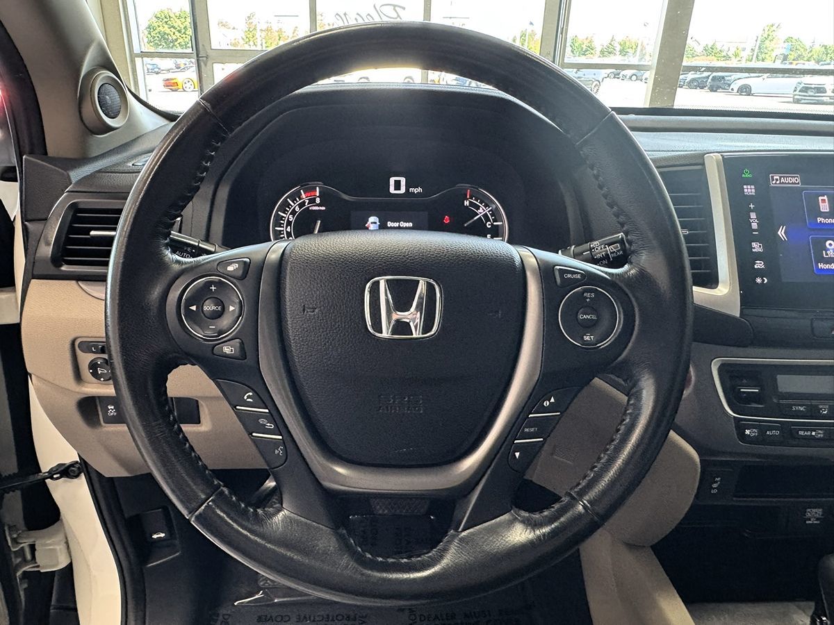 2016 Honda Pilot EX-L photo 18